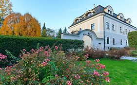Hotel Villa Necas Zilina